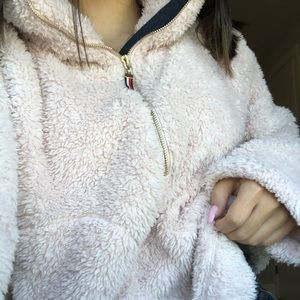 Tommy half zip sweater